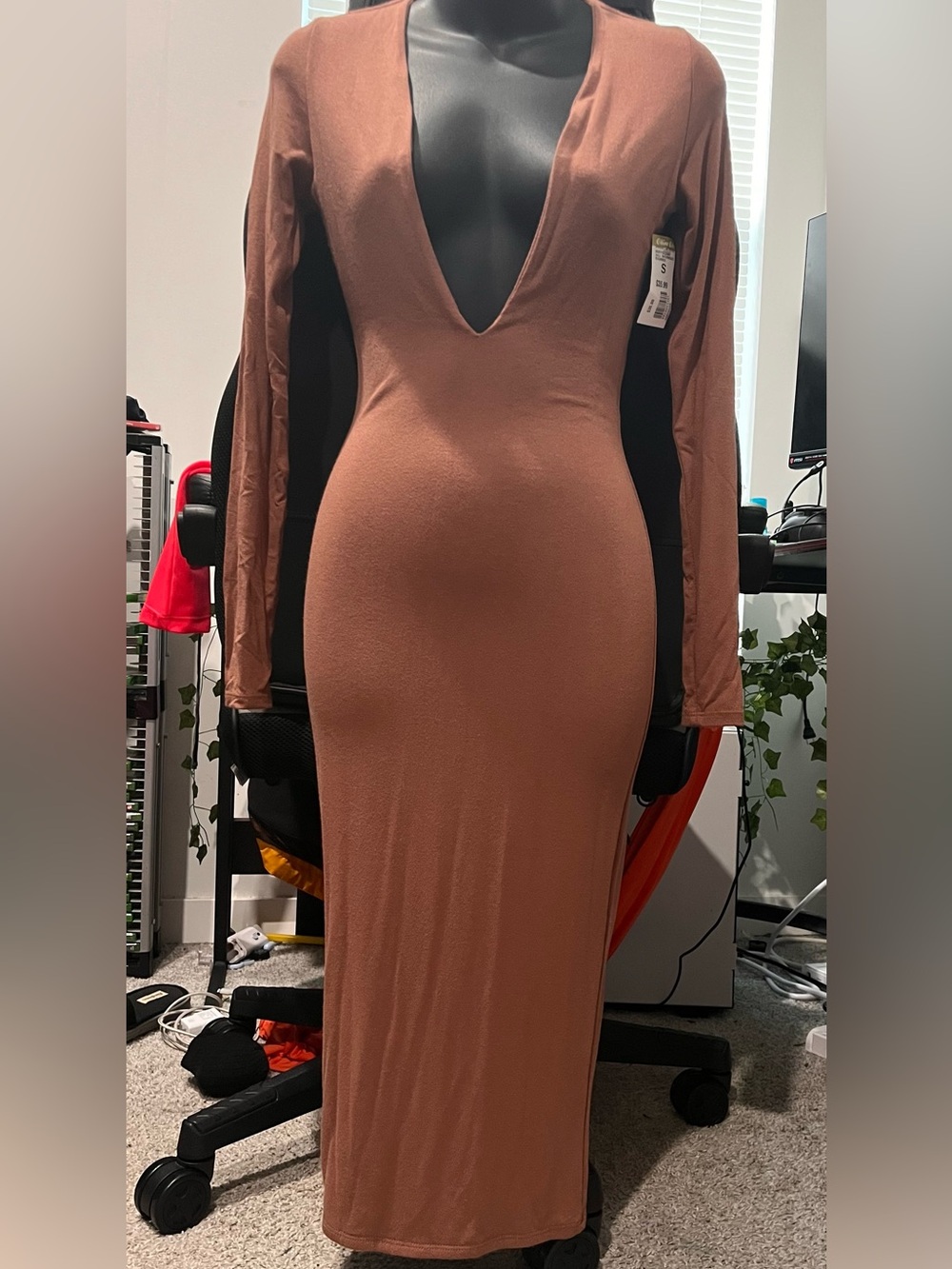 Long Sleeve V-Neck Bodycon Maxi Dress - Dusty Rose
